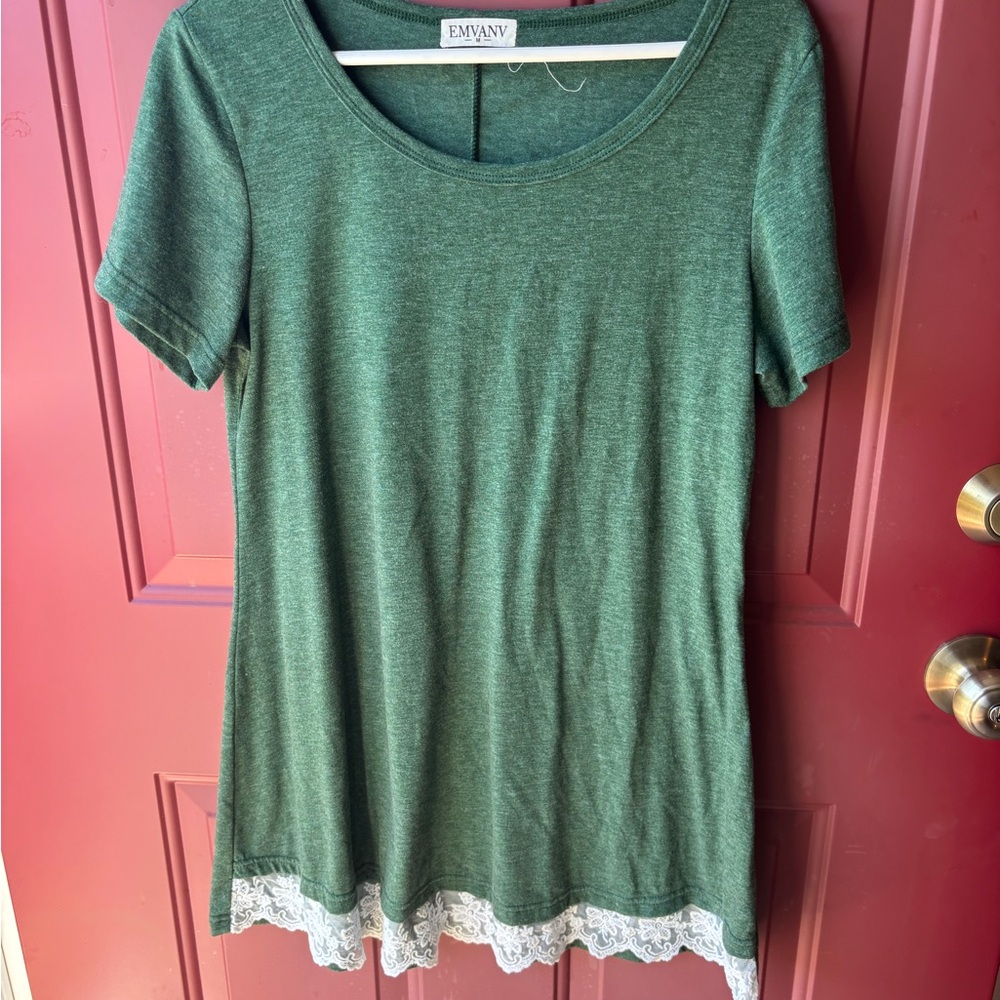 Green Short Sleeve Lace Hem Top